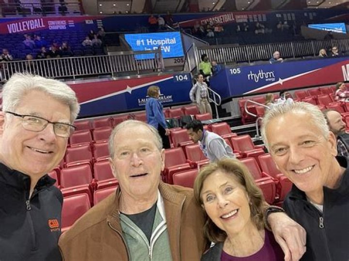 Thom Brennaman – Spouse, Children & Family Life