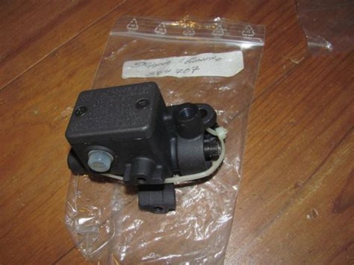 Monster Hunter World: Where to Find Lumps of Meat Location? - SarkariResult