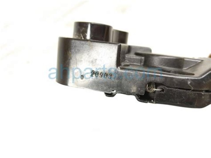 Did Dua Lipa Get Plastic Surgery? The ‘Physical’ Songstress’ Transformation In Photos - SarkariResult