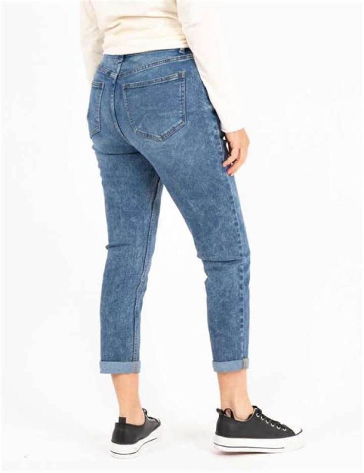 Tyreek Hill's Personal Life: Pregnancy Speculations Rumors and Introducing Tyreek Hill's Wife - SarkariResult