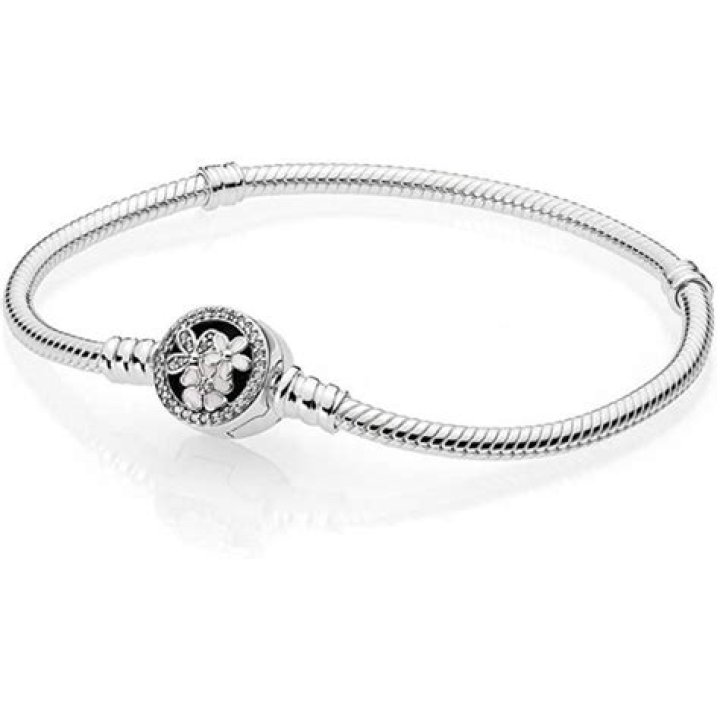 Monsieur Spade Episode 4 Release Date, Recap, Cast, Review, Plot, Spoilers, Streaming, Schedule & Where To Watch? - SarkariResult