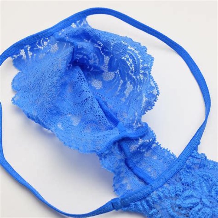 Love Is Blind: Is Chelsea Blackwell Sick? Mental Health 2024 - SarkariResult