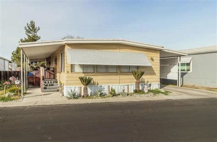 Stelios Poulianitis Net Worth: Career, Family, Age, Income, Wiki, Bio, All You Need to Know - SarkariResult