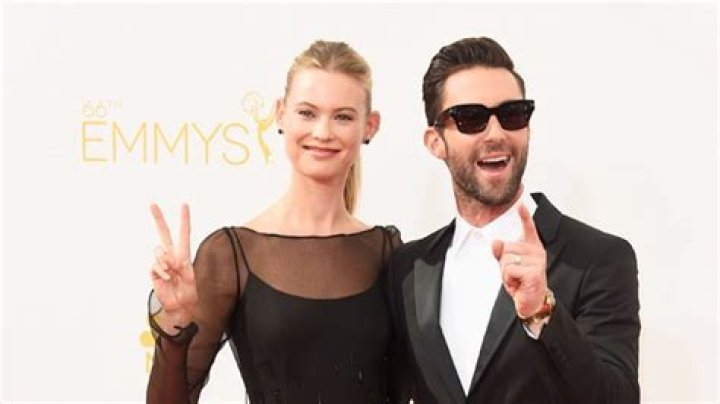 
Adam Levine reportedly cheats on pregnant wife, wants to name unborn baby after his mistress 