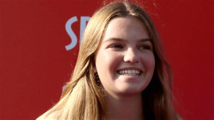 Allie Sparks Height, Weight, Net Worth, Age, Birthday, Wikipedia, Who, Instagram, Biography