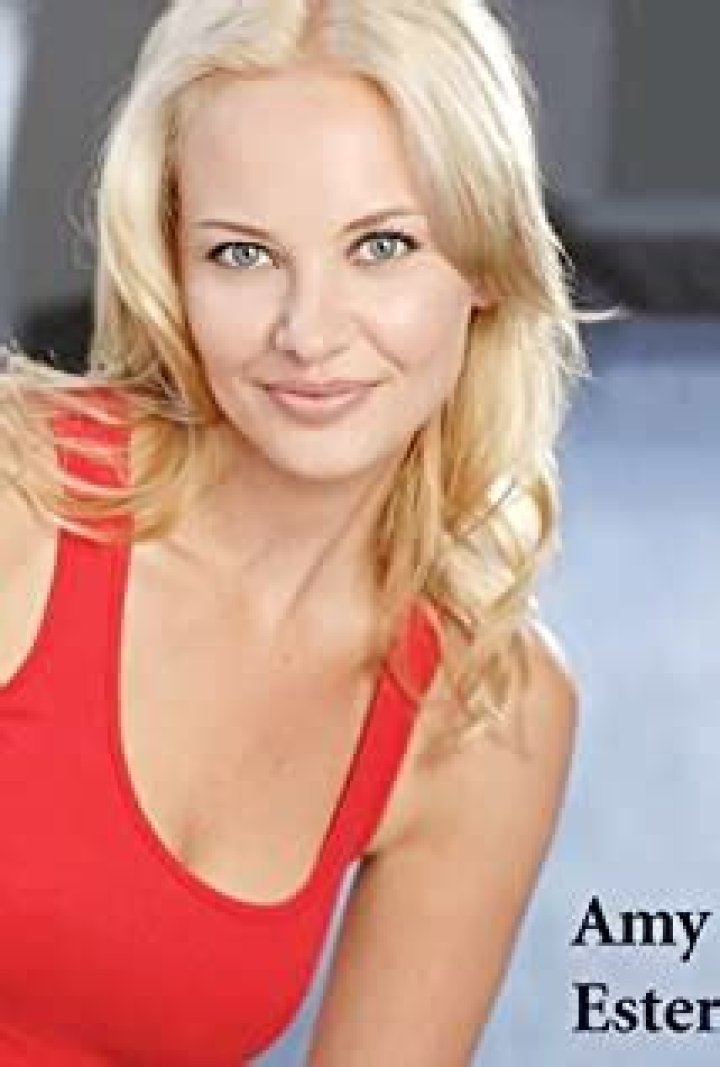 Amy Esterle Net Worth