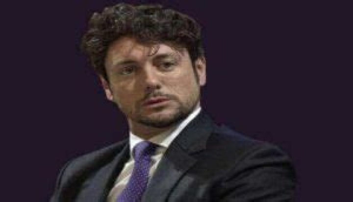 
Andrea Giambruno Height, Weight, Net Worth, Age, Birthday, Wikipedia, Who, Nationality, Biography 