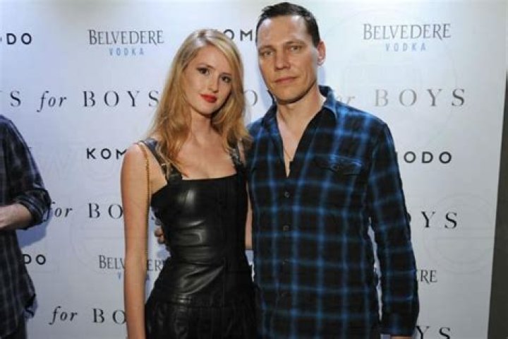 
Annika Sofie Height, Weight, Net Worth, Age, Birthday, Wikipedia, Who, Nationality, Biography 