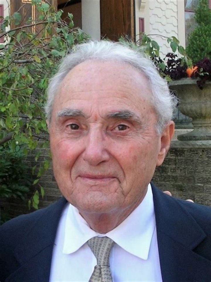 
Anthony Flammia Height, Weight, Net Worth, Age, Birthday, Wikipedia, Who, Nationality, Biography 