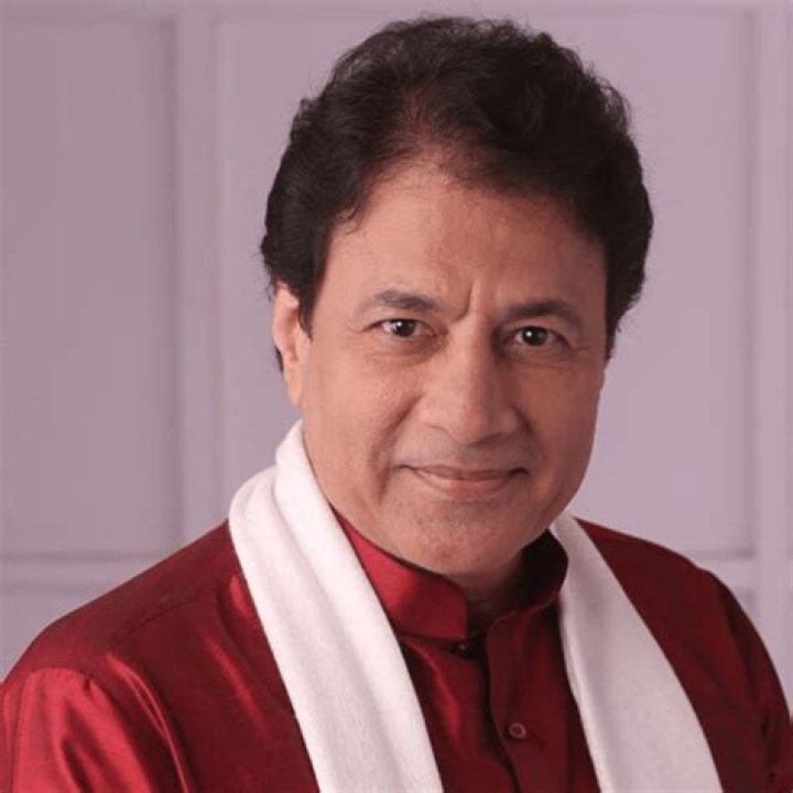 Arun Govil Height, Weight, Net Worth, Age, Birthday, Wikipedia, Who, Instagram, Biography