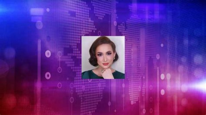 Ayen Munji-Laurel Net Worth