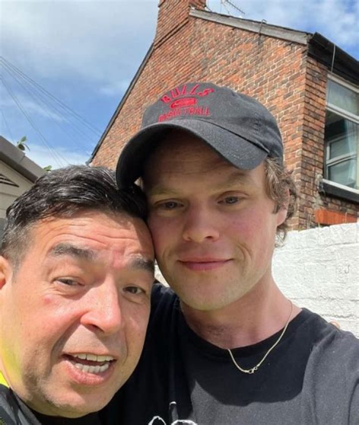 Bobby Schofield Height, Weight, Net Worth, Age, Wiki, Who, Instagram, Biography