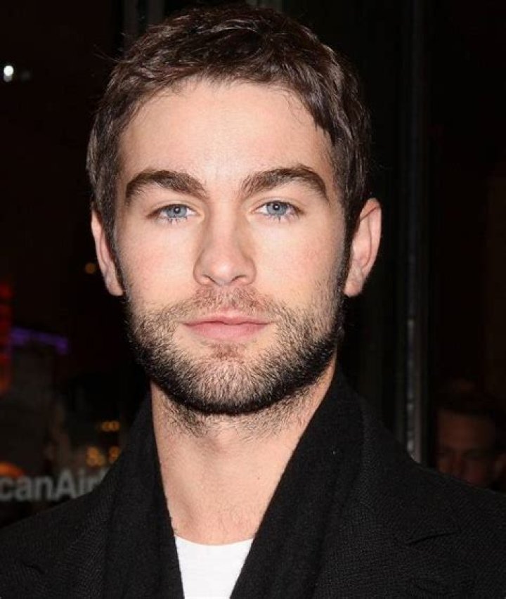 Chace Crawford Height, Weight, Net Worth, Age, Birthday, Wikipedia, Who, Nationality, Biography