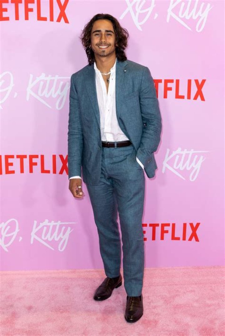 Chris Cimino Height, Weight, Net Worth, Age, Birthday, Wikipedia, Who, Nationality, Biography