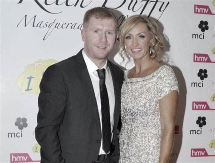 Claire Froggatt Height, Weight, Net Worth, Age, Birthday, Wikipedia, Who, Nationality, Biography