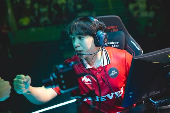 
Cryocells Height, Weight, Net Worth, Age, Birthday, Wikipedia, Who, Nationality, Biography 