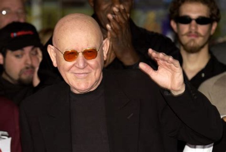 Daniel Benzali Net Worth