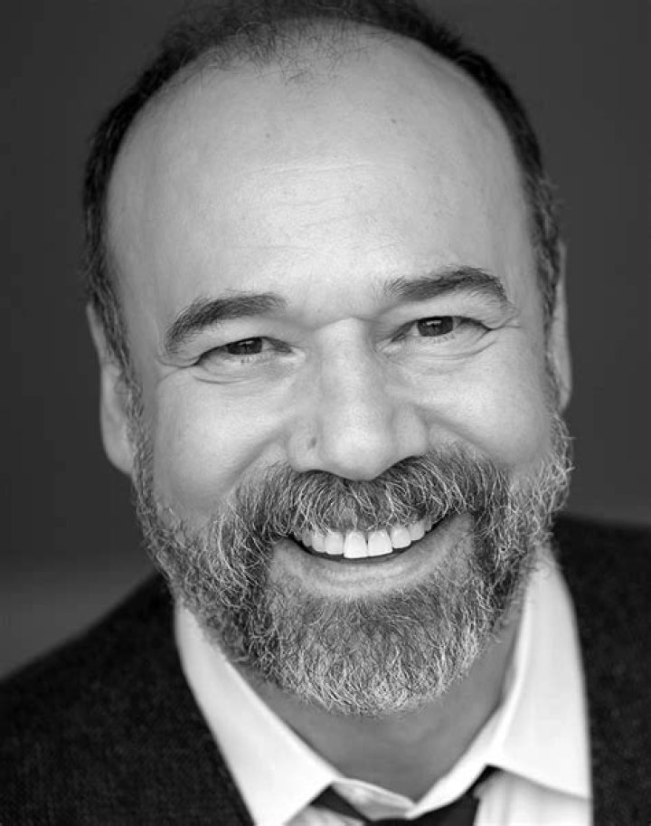 Danny Burstein Height, Weight, Net Worth, Age, Birthday, Wikipedia, Who, Instagram, Biography