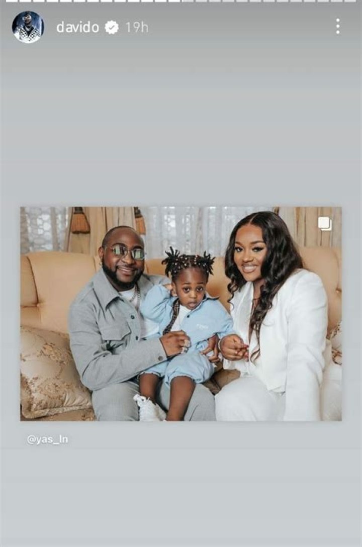 
Davido Posts A Rare Family Photo With Chioma And Their Son, Ifeanyi. 