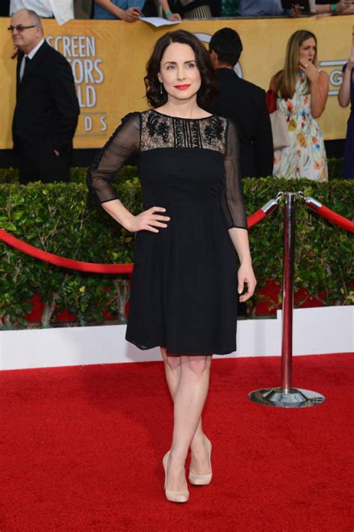 
Debra Fraser Height, Weight, Net Worth, Age, Birthday, Wikipedia, Who, Nationality, Biography 