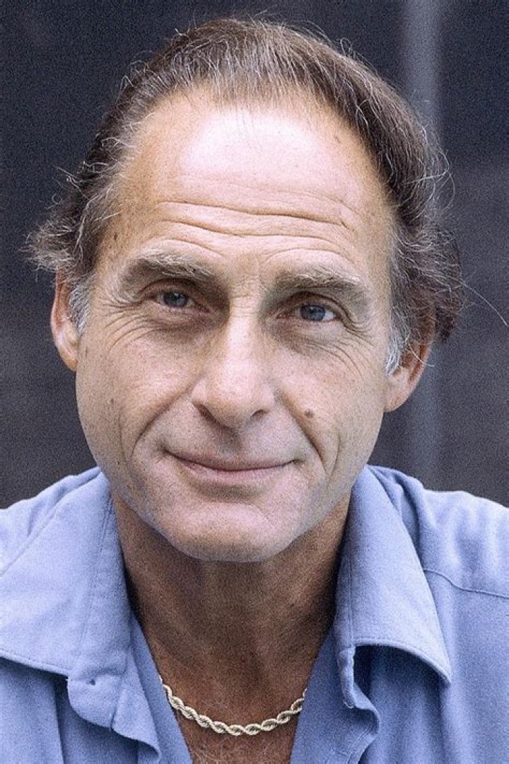 Dennis Boutsikaris Height, Weight, Net Worth, Age, Birthday, Wikipedia, Who, Nationality, Biography