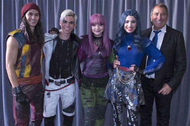 
Descendants Actor Booboo Stewart Parents and Siblings Are Also In The Movie Industry 