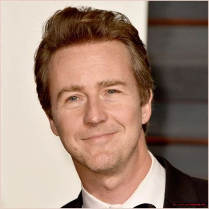 Diane Crowley Net Worth, Income, Salary, Earnings, Biography