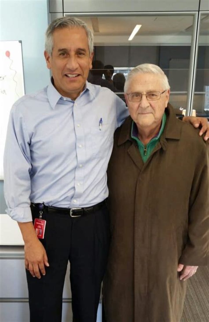 Dr. John Torres Wiki, Biography, Age, Net Worth, Salary, Height, Dating, Relationship