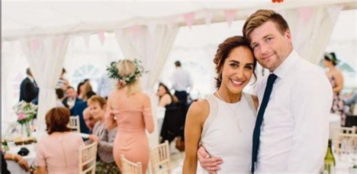 
Dr Sara Kayat Height, Age, Husband, Biography, Wiki, Net Worth 