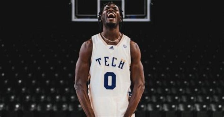 
Ebenzer Dowuona Height, Weight, Net Worth, Age, Birthday, Wikipedia, Who, Nationality, Biography 