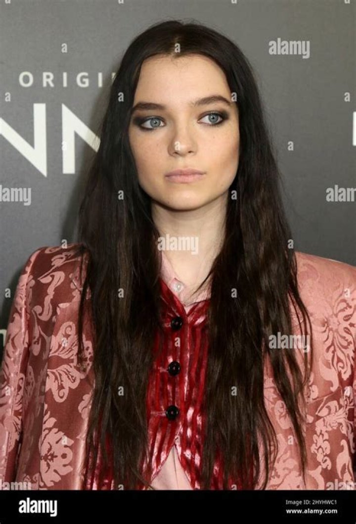 Esme Creed-Miles Height, Weight, Net Worth, Age, Wiki, Who, Instagram, Biography