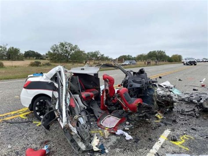 
Former LB Clayton Weishuhn Passed Away In An Accident, Tribute Pour In For The Athlete 
