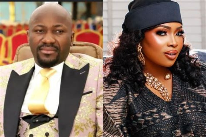 
Glimpse Of Hope As Halima Abubakar Addresses The Public Amid ‘Struggle’ And Loggerheads With Apostle Suleiman 