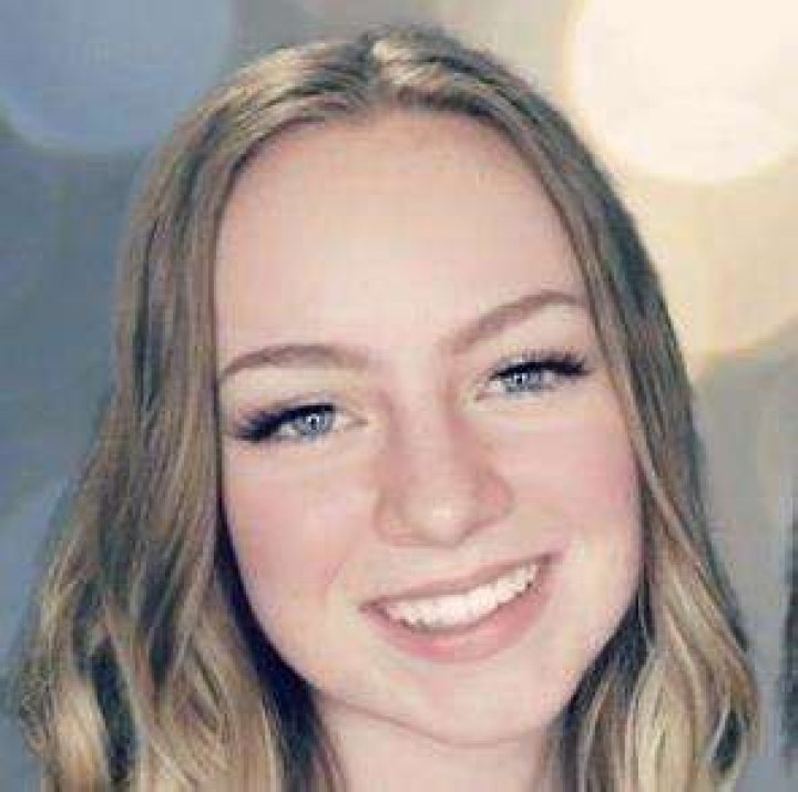 
Halie Height, Weight, Net Worth, Age, Birthday, Wikipedia, Who, Nationality, Biography 