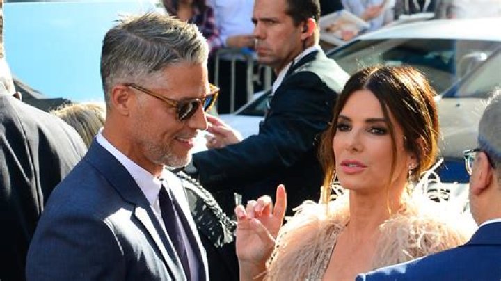 
How did Sandra Bullock’s longtime partner Bryan Randall die? Cause of death explored 