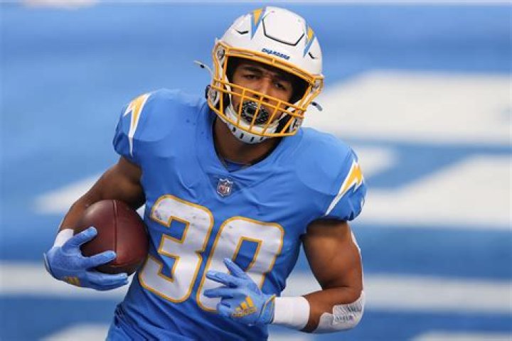 How tall is Austin Ekeler of the San Diego Chargers?
