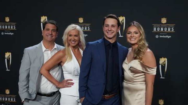 
Is Caleb Coffee Married or Dating? Bio, Age, Parents, Girlfriend and Net Worth 