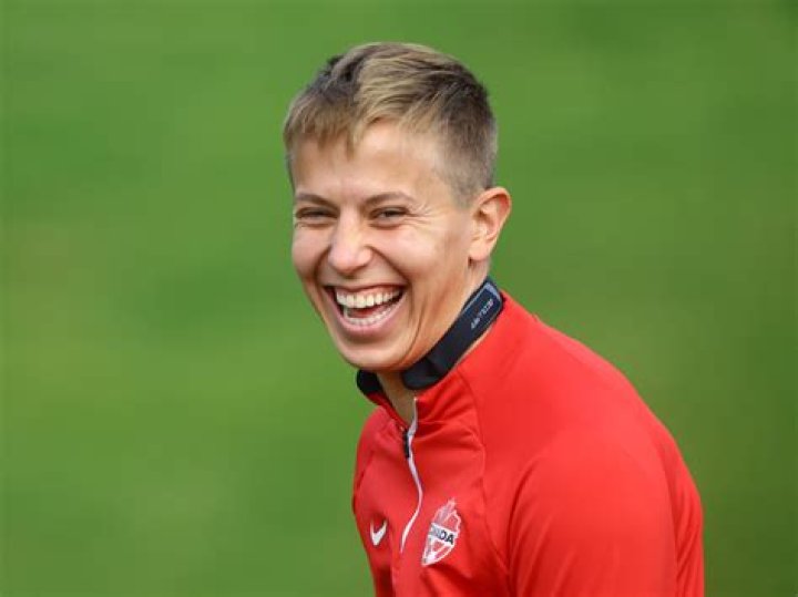 Is Quinn A Trans Man Or Woman? Meet The Canadian Soccer Player On Instagram