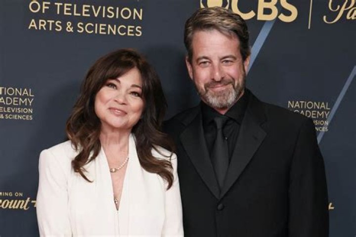 
Is Valerie Bertinelli Pregnant? Who is Valerie Bertinelli Husband? 