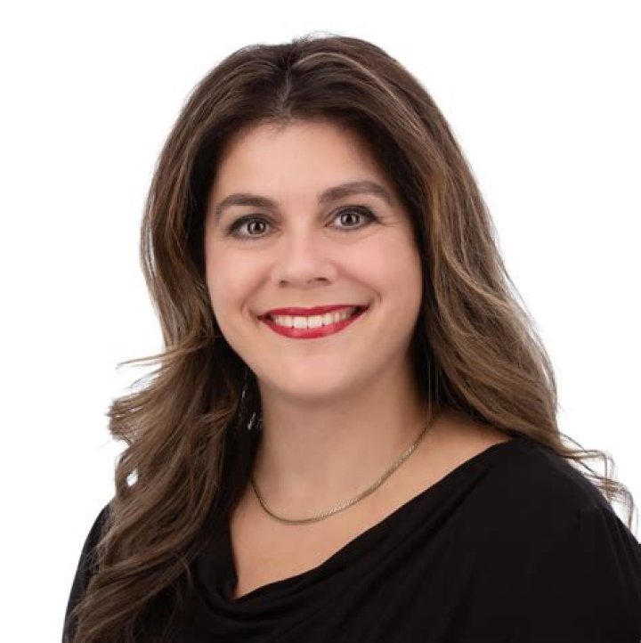 Jennifer Johnson Lacombe-Ponoka Height, Weight, Net Worth, Age, Birthday, Wikipedia, Who, Instagram, Biography