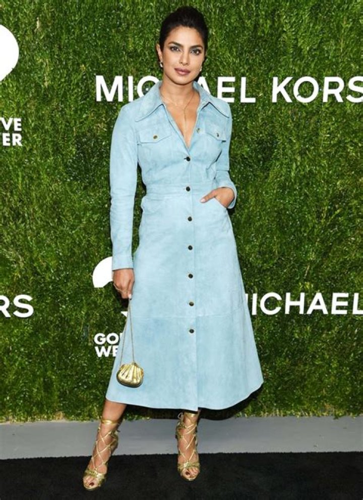 
Jenny Chopra Height, Weight, Net Worth, Age, Birthday, Wikipedia, Who, Nationality, Biography 