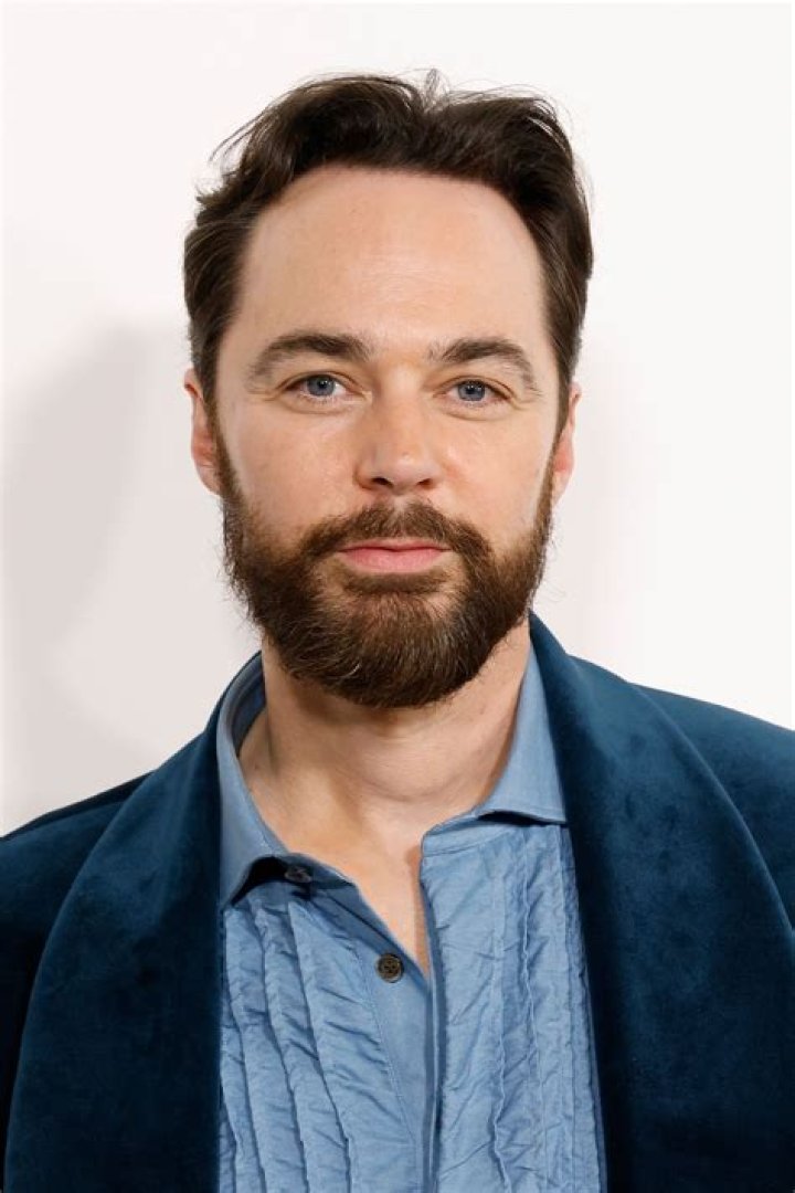 Jim Parsons Height, Weight, Body Measurements, Shoe Size