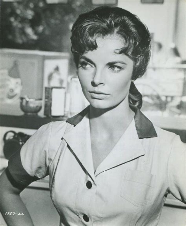 Joan Freeman Net Worth