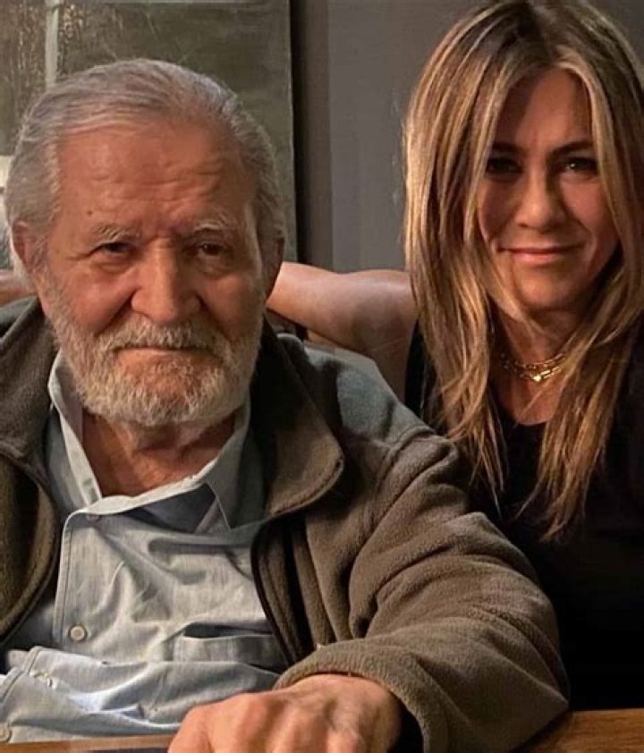 
John Aniston, ‘Days of Our Lives’ Legend and Jennifer Aniston’s Father, Dead at 89 