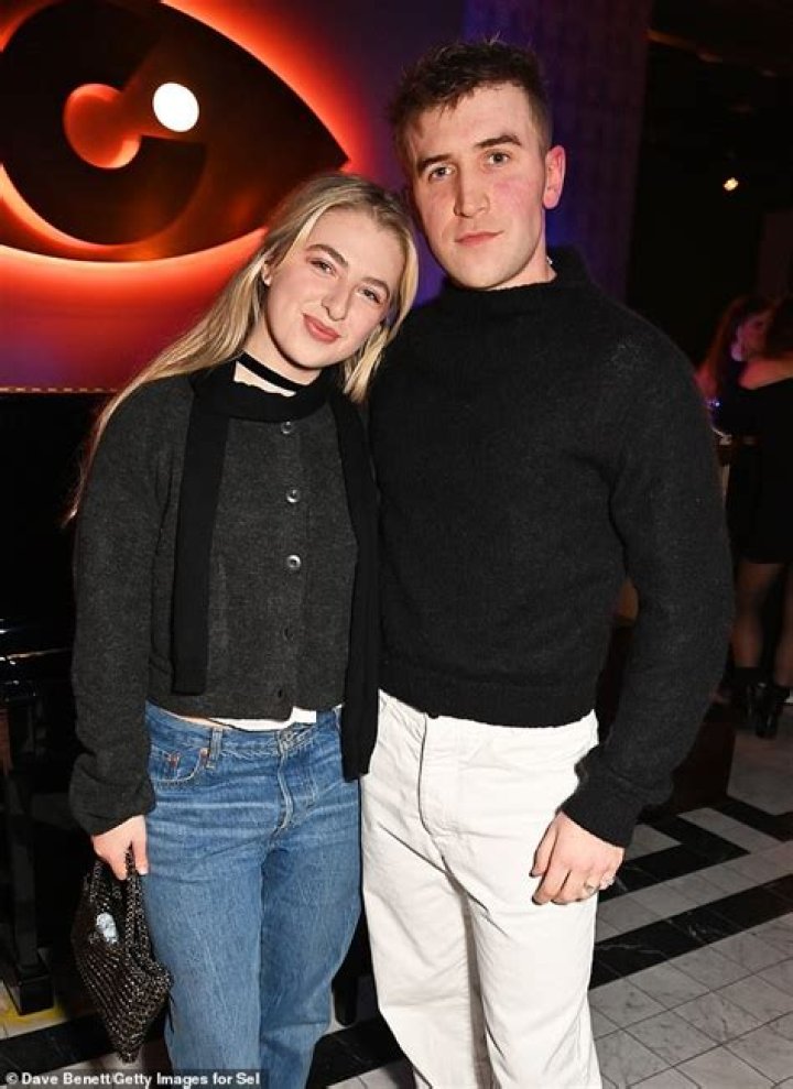 Julius Roberts Wiki: Age Wiki, Biography Anais Gallagher Boyfriend Age, Instagram and Parents Net Worth