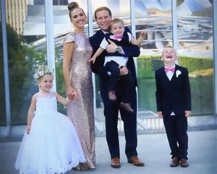 Justin Ishbia Wife Kristen Ishbia and Inside Ishbia Family Tree