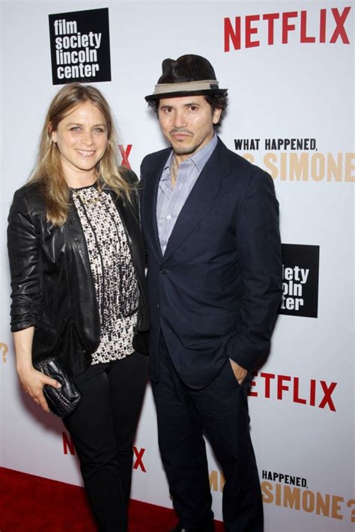 Justine Maurer Wiki: Age, Bio Family Facts on John Leguizamo Wife