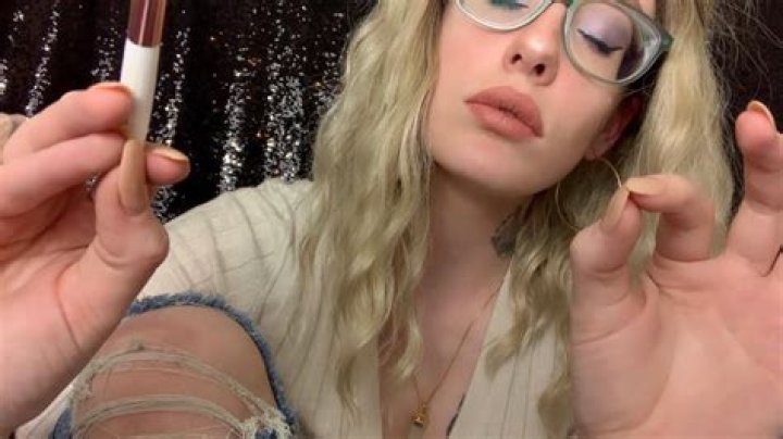 Karuna Satori (Youtuber) Wiki, Bio, Age, Height, Weight, Measurements, Career, Net Worth, Facts