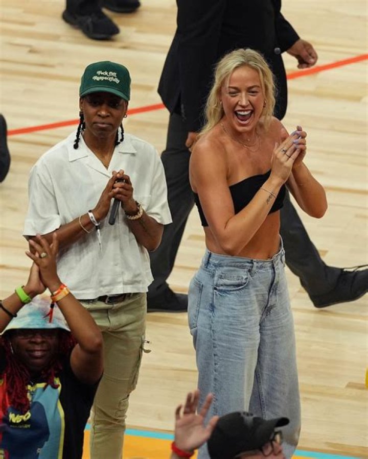 Katrina Cunningham Height, Weight, Net Worth, Age, Birthday, Wikipedia, Who, Nationality, Biography