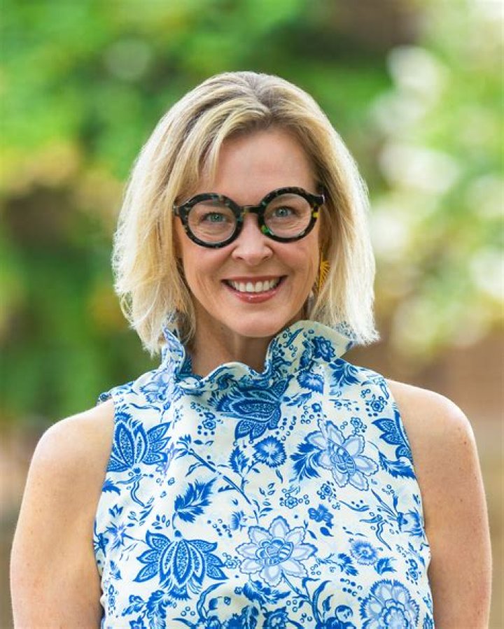 Kerry Gudjohnsen Net Worth